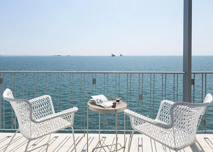 Primavera Seafront By Halu! Next To White Tower Thessalonique